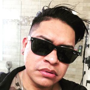 Meet your Posher, Jonathan