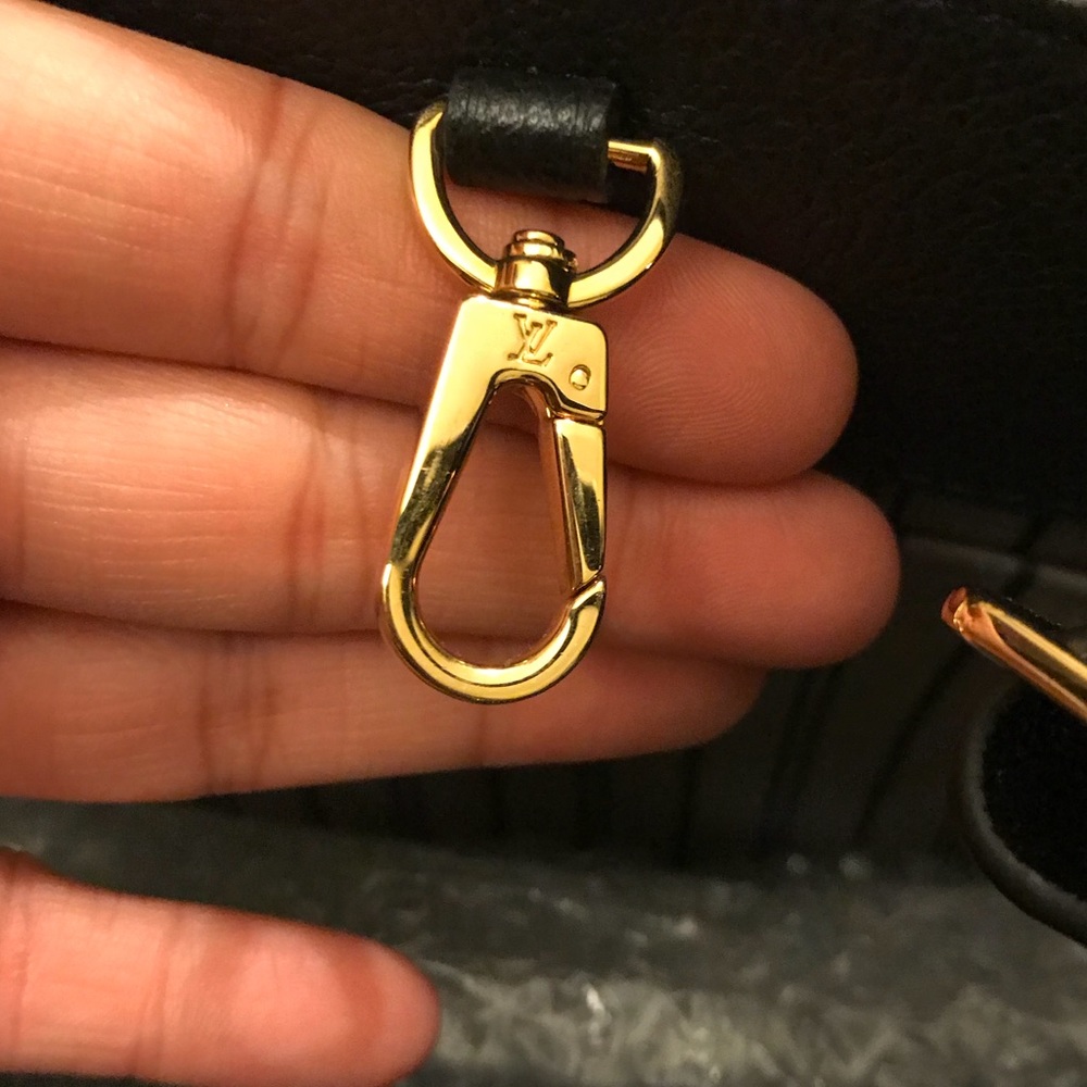 🔴SOLD🔴AUTHENTIC!!  LV Empreinte Montaigne MM - Picture 3 of 8
