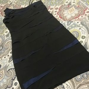 Valerie Bertinelli black/blue fitted dress. Sz 8.