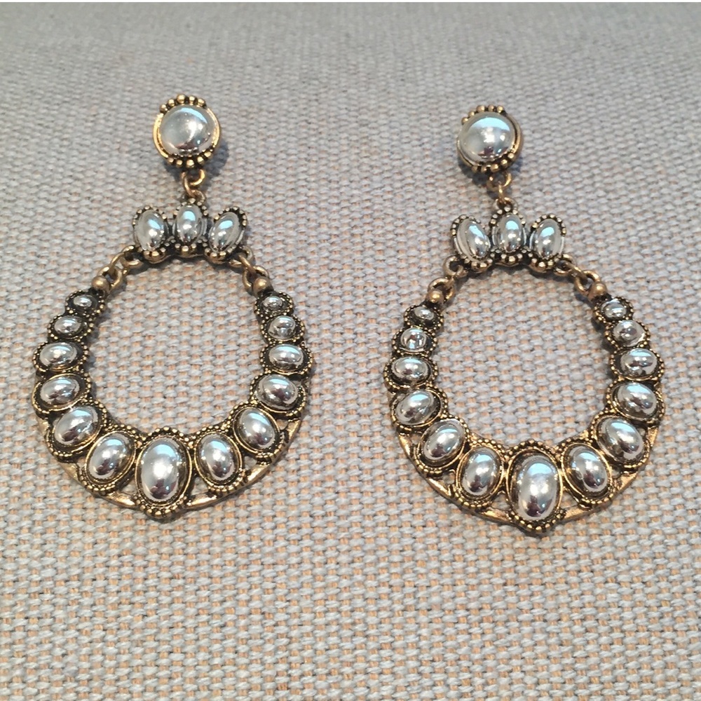 🚫SOLD Saks 5th Ave Antique Gold Silver Earrings - Picture 4 of 8