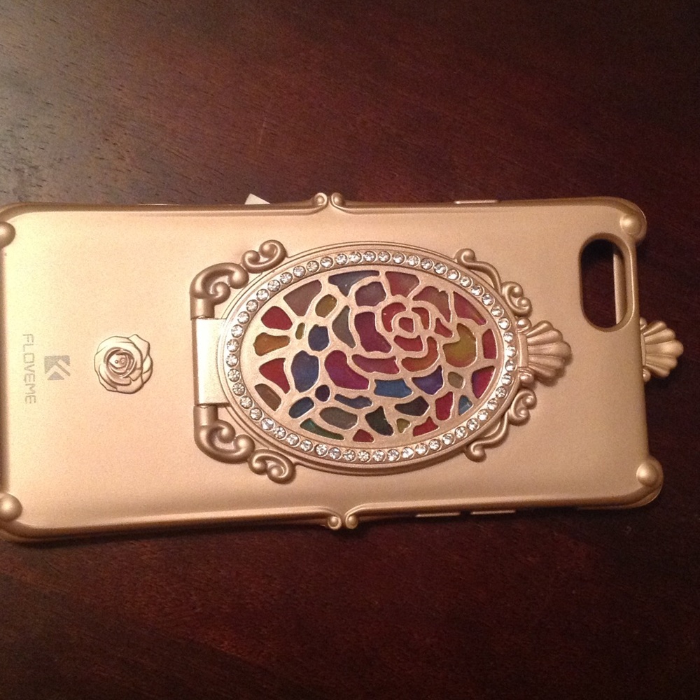 iPhone 8 cell phone case (new)