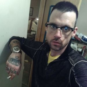 Meet your Posher, Casey