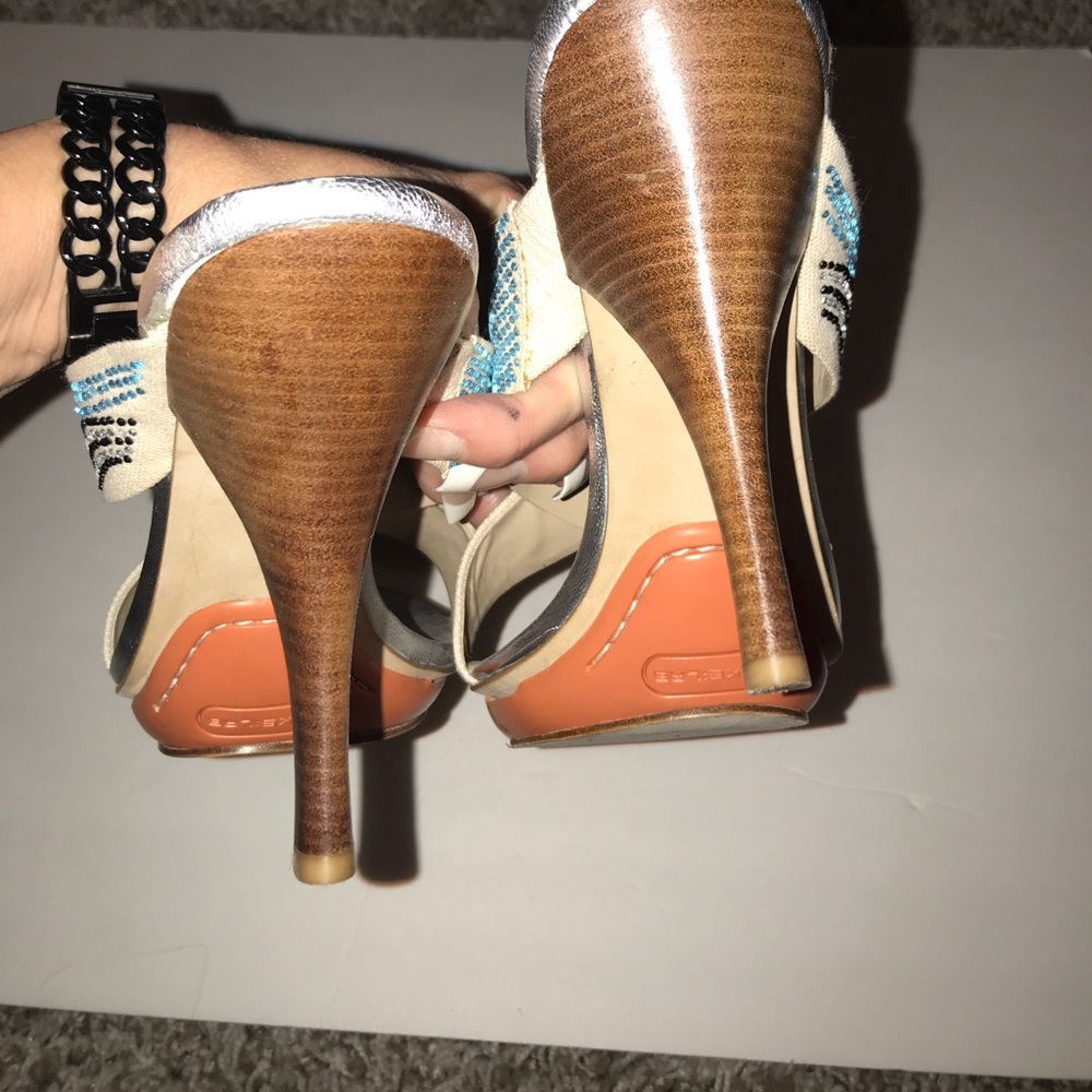 G Series Cole Haan shoes with beautiful crystals - Picture 7 of 8