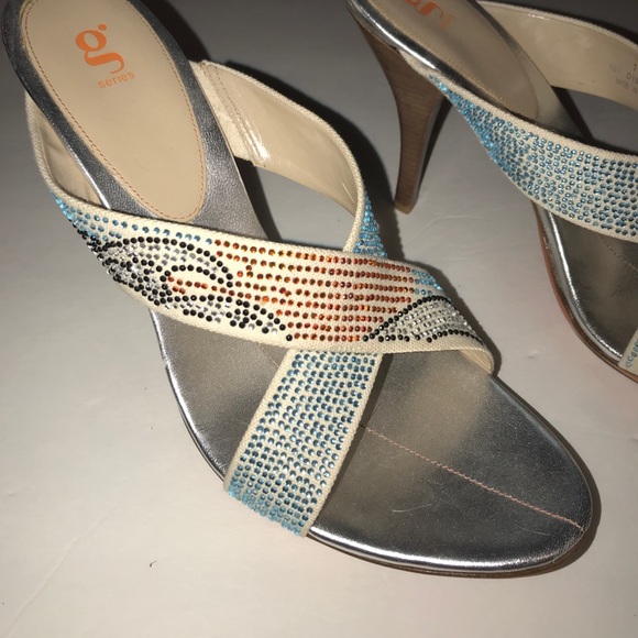 G Series Cole Haan shoes with beautiful crystals - Picture 2 of 8