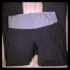 Motherhood maternity yoga pants-M/L