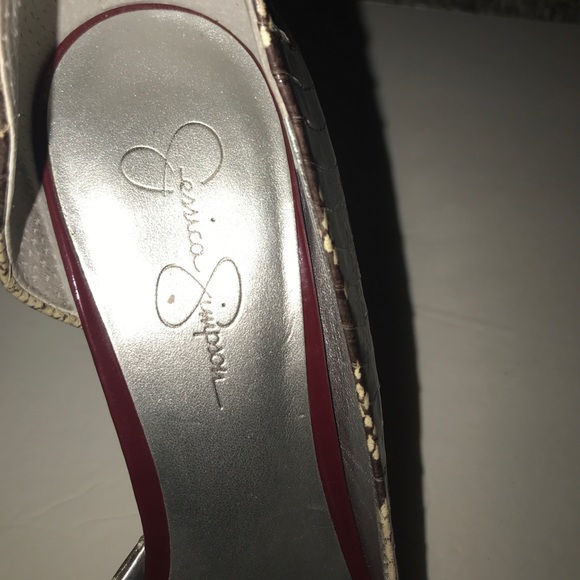 Jessica Simpson Water Snake Scarlet Patent heels - Picture 2 of 7