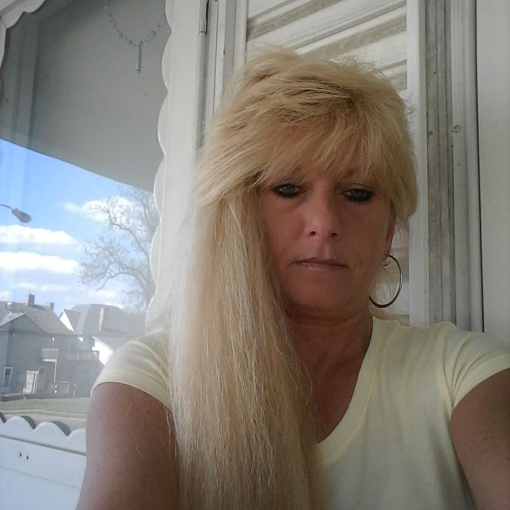 Meet your Posher, Alicia