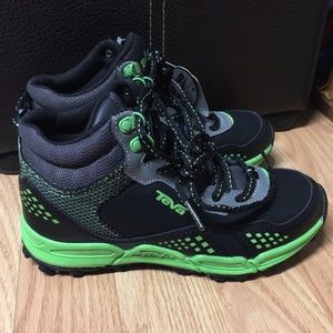 Kids shoes