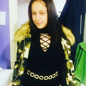 Meet your Posher, Malissa