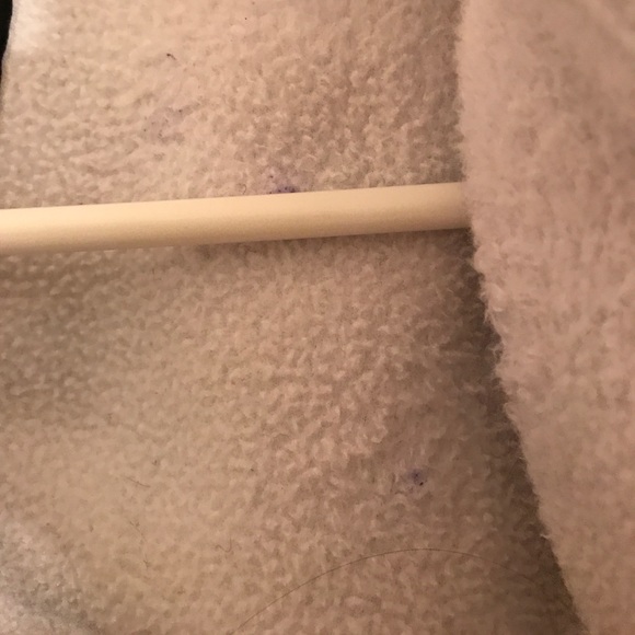 BOGO! North Face white and grey fleece jackets. - Picture 6 of 8