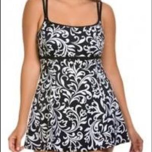 Robby Len Swimsuit NWT size 18