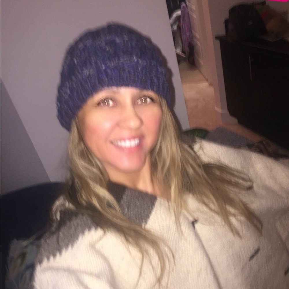 Meet your Posher, Doralia