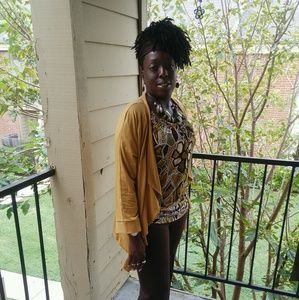 Meet your Posher, Keisha