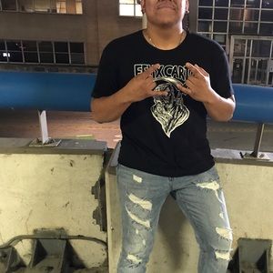 Meet your Posher, Larry