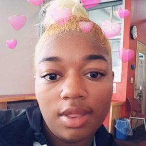 Meet your Posher, Royal