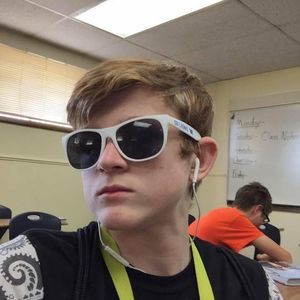 Meet your Posher, Casey