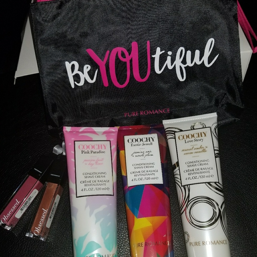 SOLD Coochy Trio set