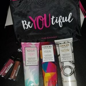 SOLD Coochy Trio set