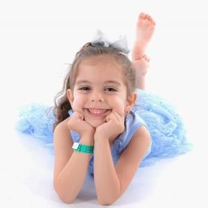 Meet your Posher, Dina