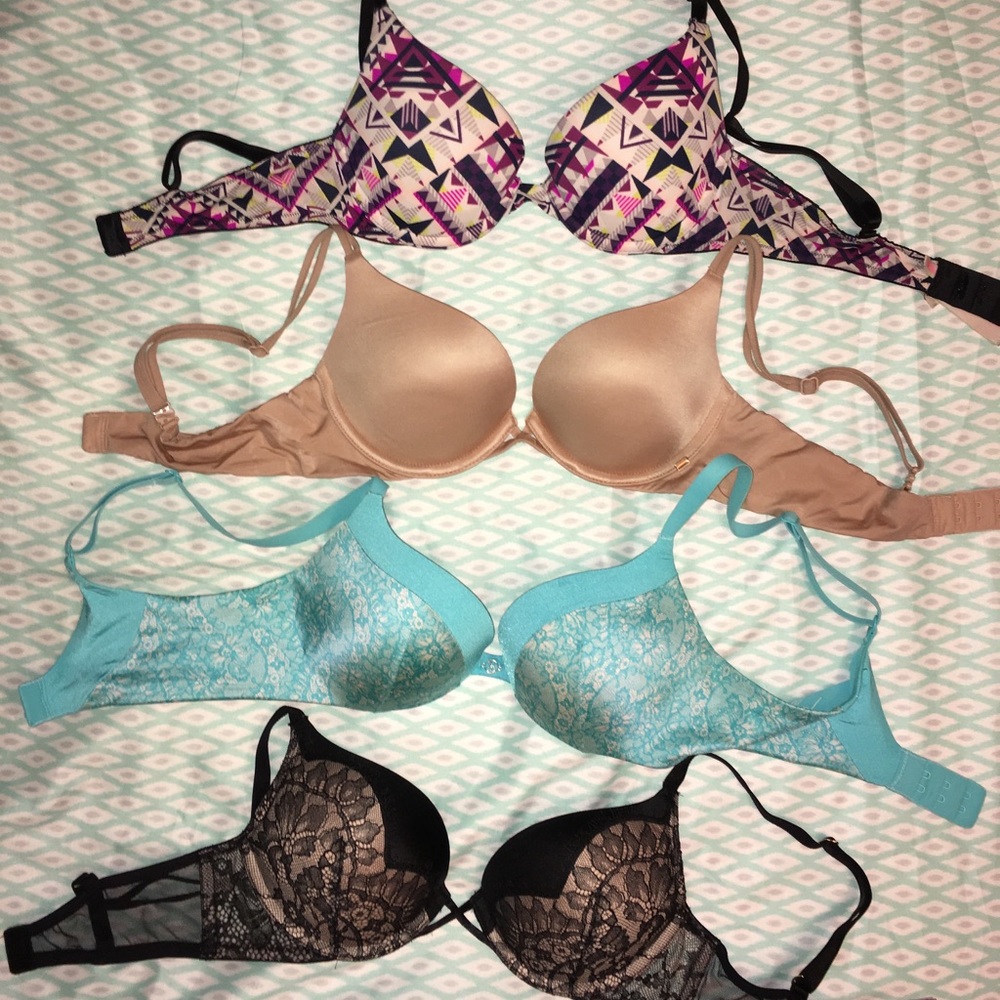 Victoria Secret Bra Lot 32A