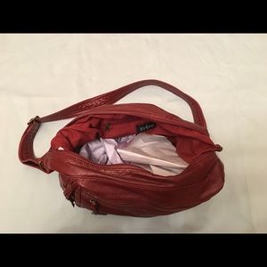 Bueno Red Hand bag.