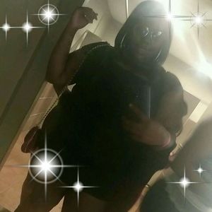 Meet your Posher, Ddee