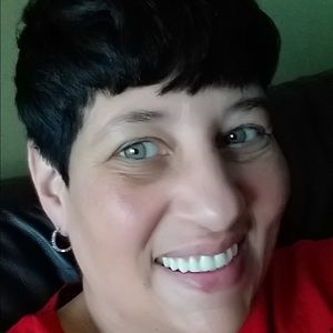 Meet your Posher, Gina