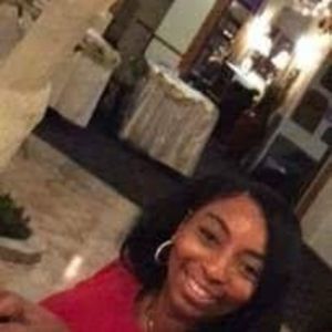 Meet your Posher, Carla