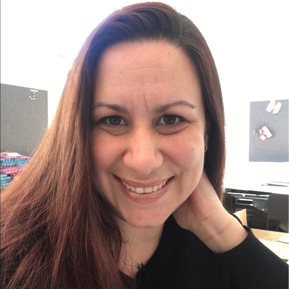 Meet your Posher, Jennifer