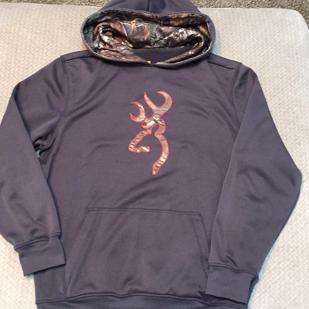 Men’s medium browning camo hoody