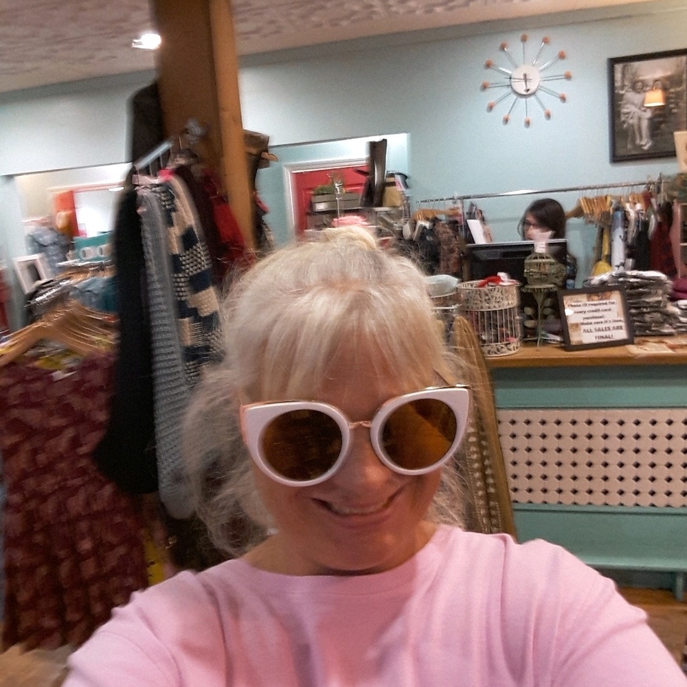 Meet your Posher, Terri