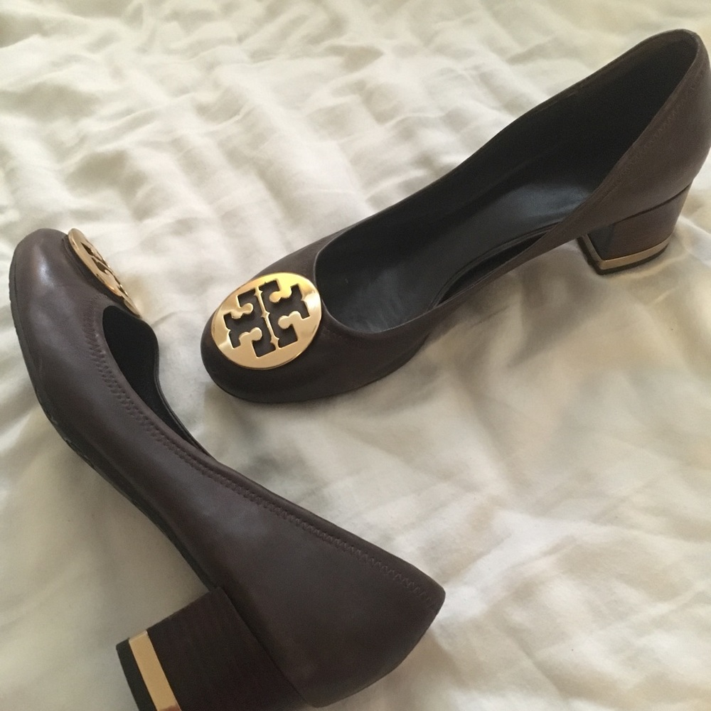 Tory Burch “basic amy” pumps