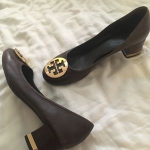 Tory Burch “basic amy” pumps