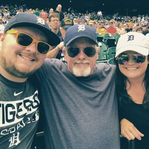 Meet your Posher, D.j.