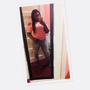 Meet your Posher, Vanessa