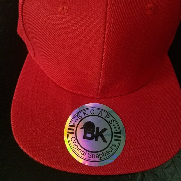 Snapback - Picture 2 of 3