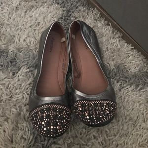 Xhilaration Flats -studded toe