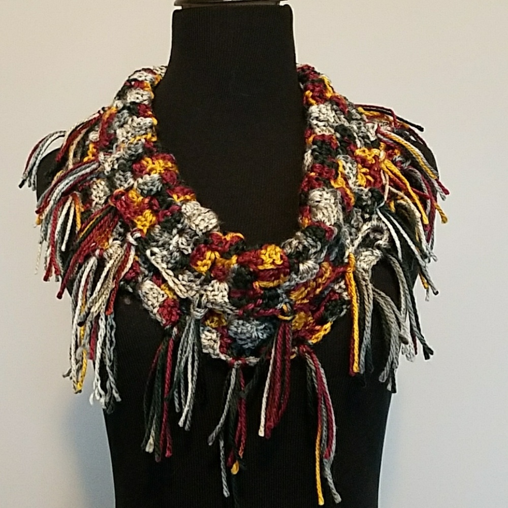 Fall for Fringe Cowl