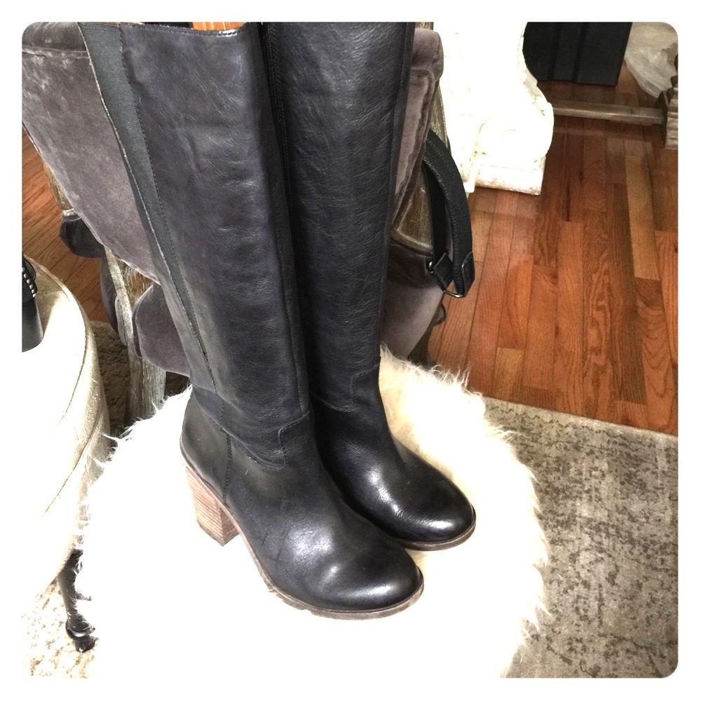 LUCKY BRAND KNEE HIGH LEATHER BOOTS