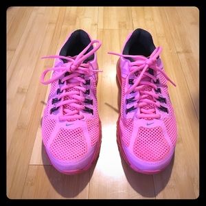 Women’s Nike Airmax Size 6.5