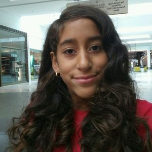 Meet your Posher, Mia