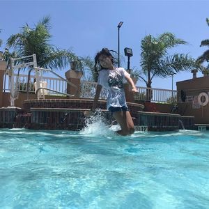 Meet your Posher, Juhee