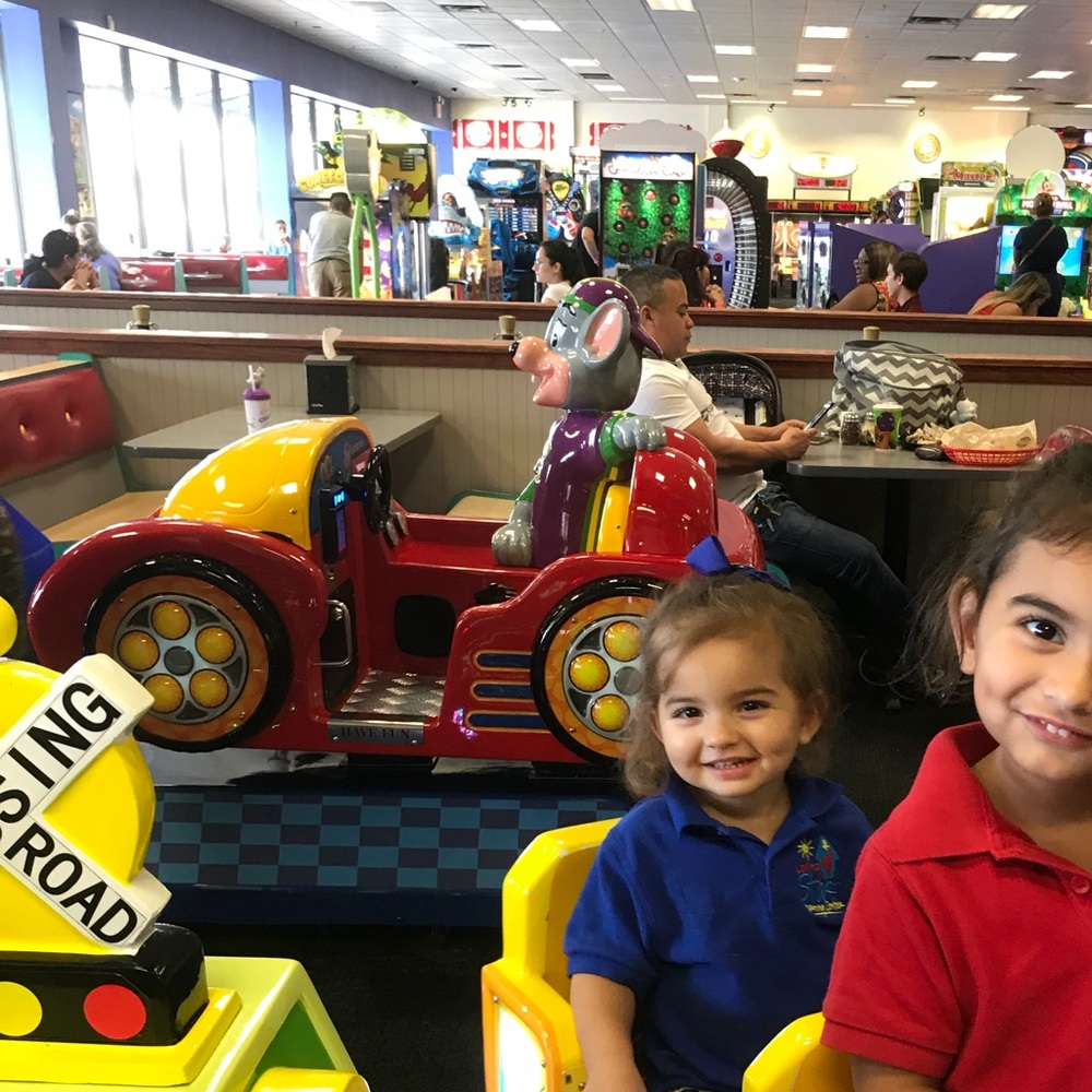 Meet your Posher, Daphne