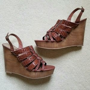 🐗 MADDEN GIRL Brown Woven Platform Wedges US 7.5