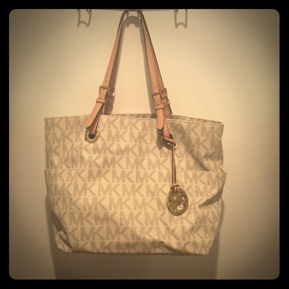 White Michael Kors Tote