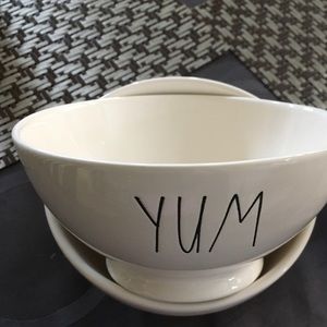 Set of 2 Rae Dunn YUM bowls