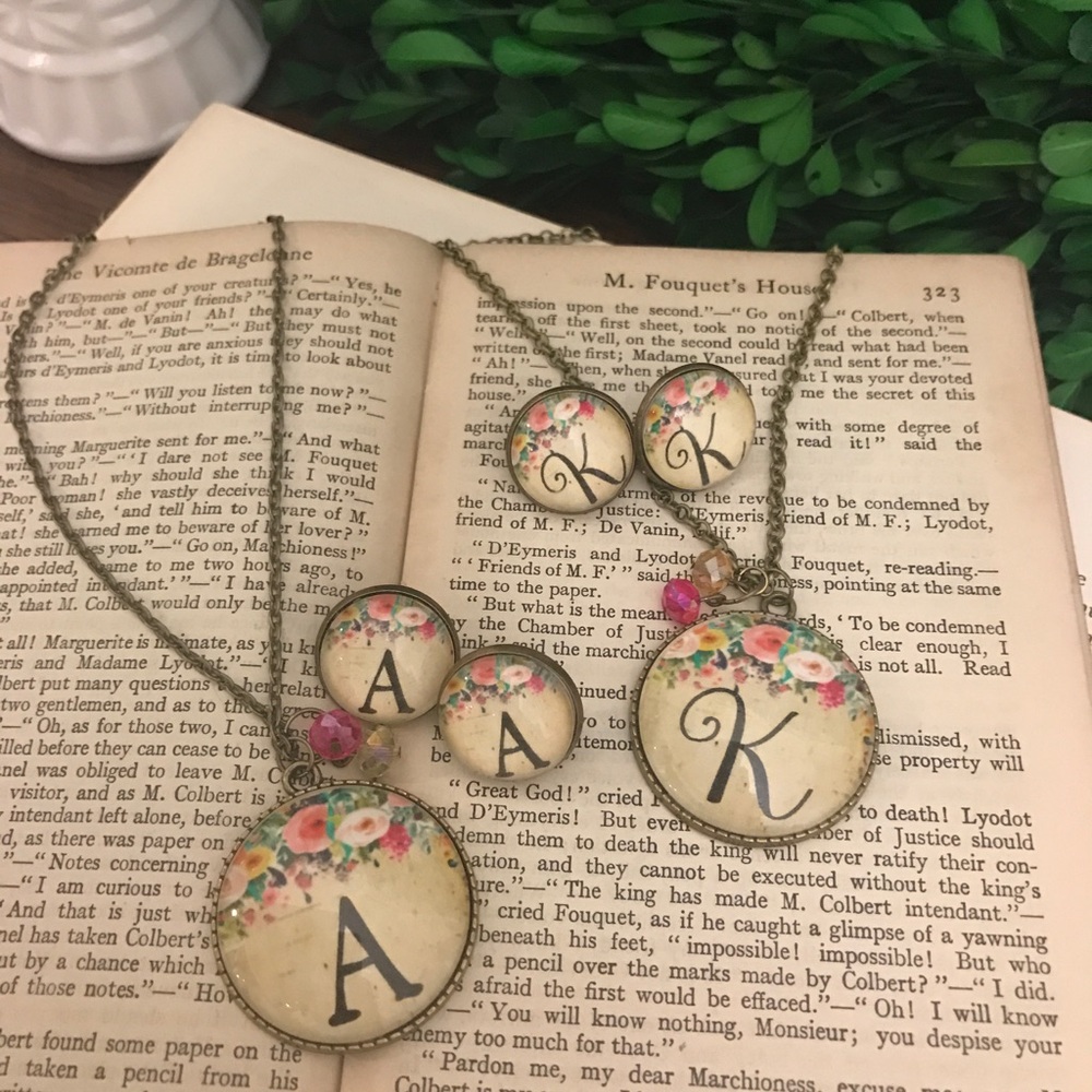 Personalized Vintage Inspired Necklace set