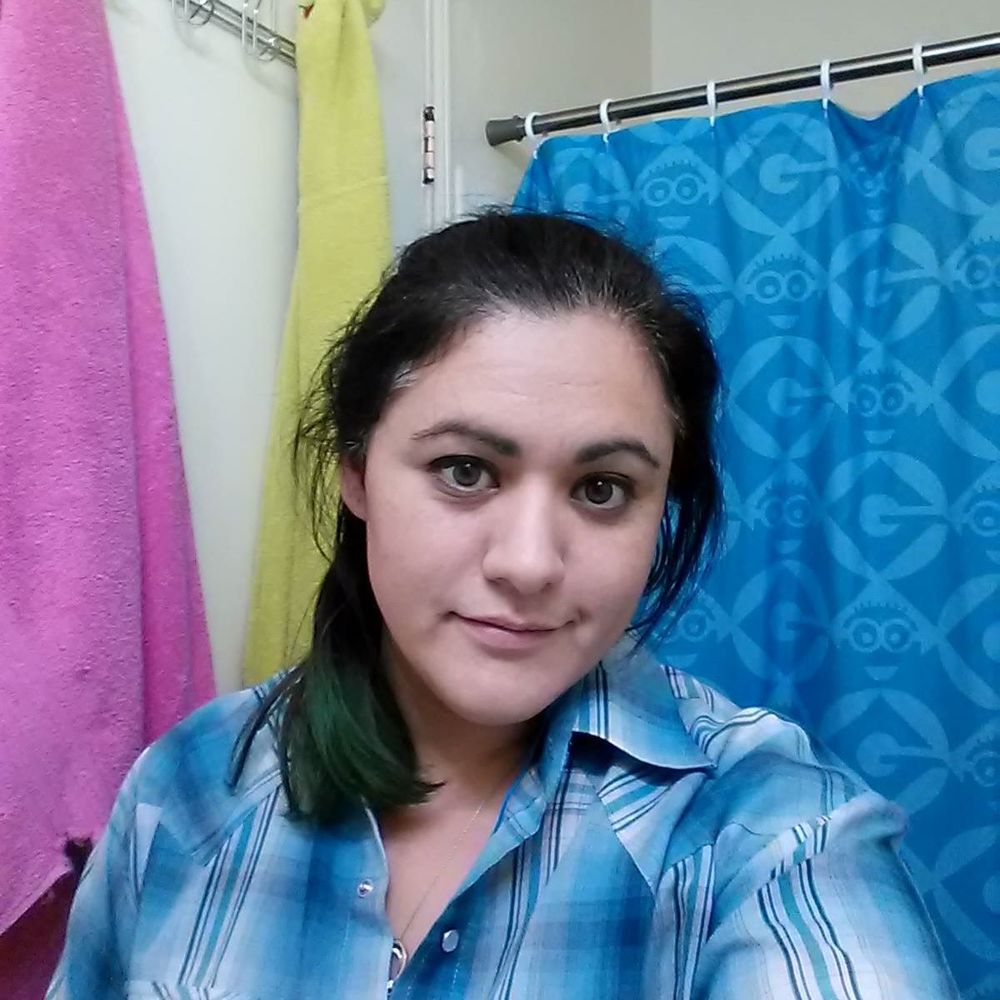 Meet your Posher, Leanna