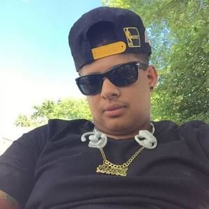 Meet your Posher, Luis