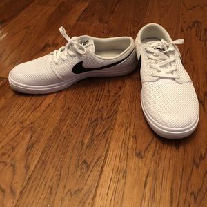 Nike women’s “skateboarding shoes” size 8